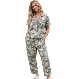 Cupcake & Cashmere Floral Pajama Set in Green and Pink Small Costal Preppy Cozzy